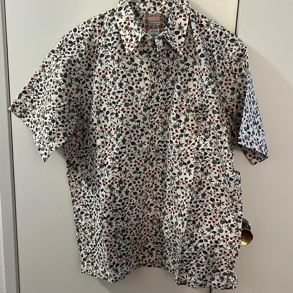 Reyn spooner size large